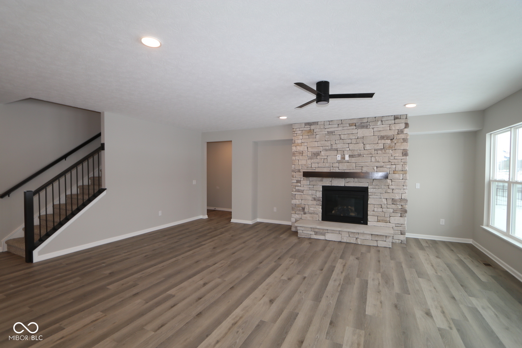 1139 Ridgevine Road Greenwood, IN 46143 - Photo 5 of 19