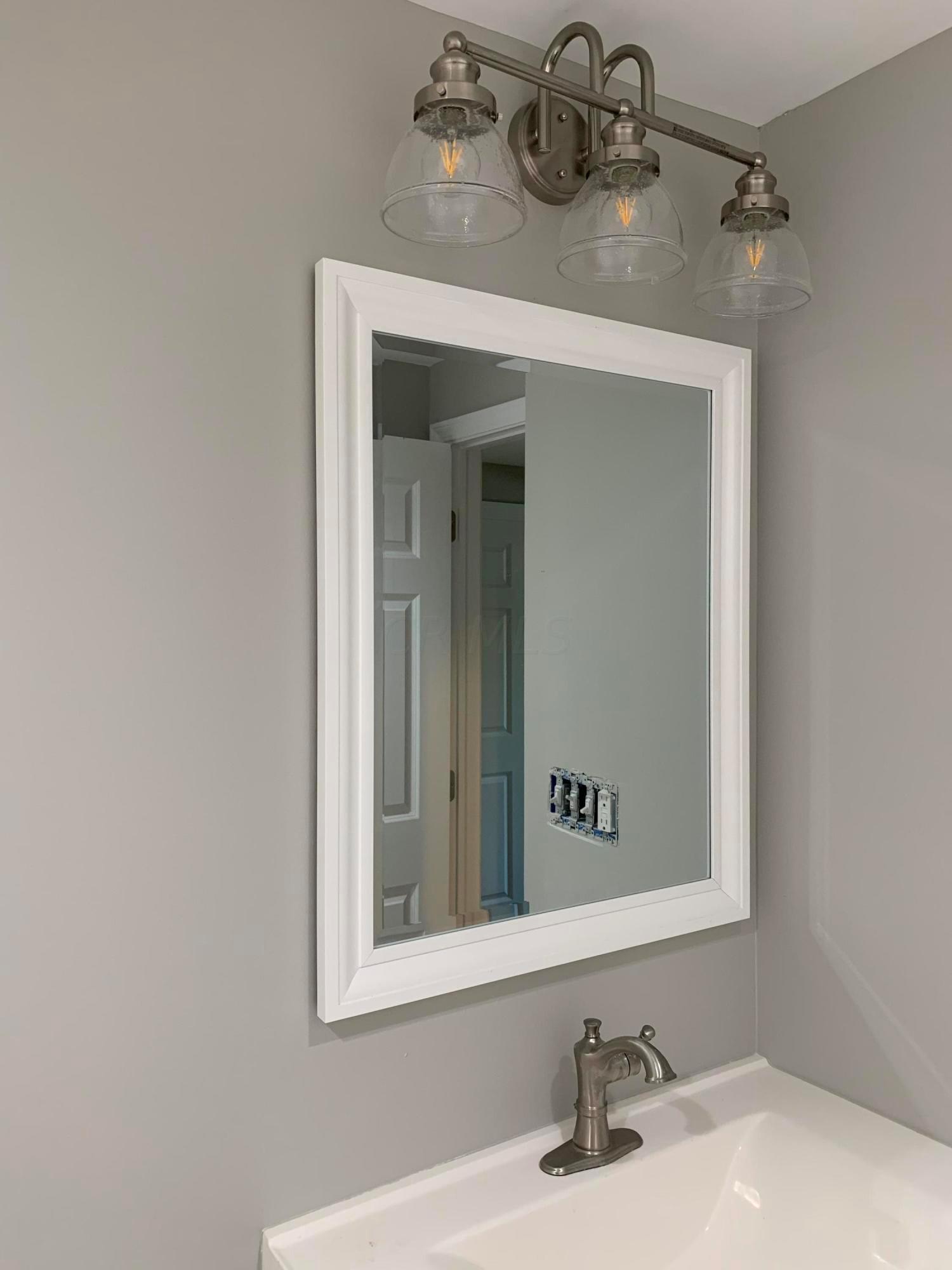 3344 Meridian Road Columbus, OH 43232 - Photo 6 of 15 Gallery Image 6