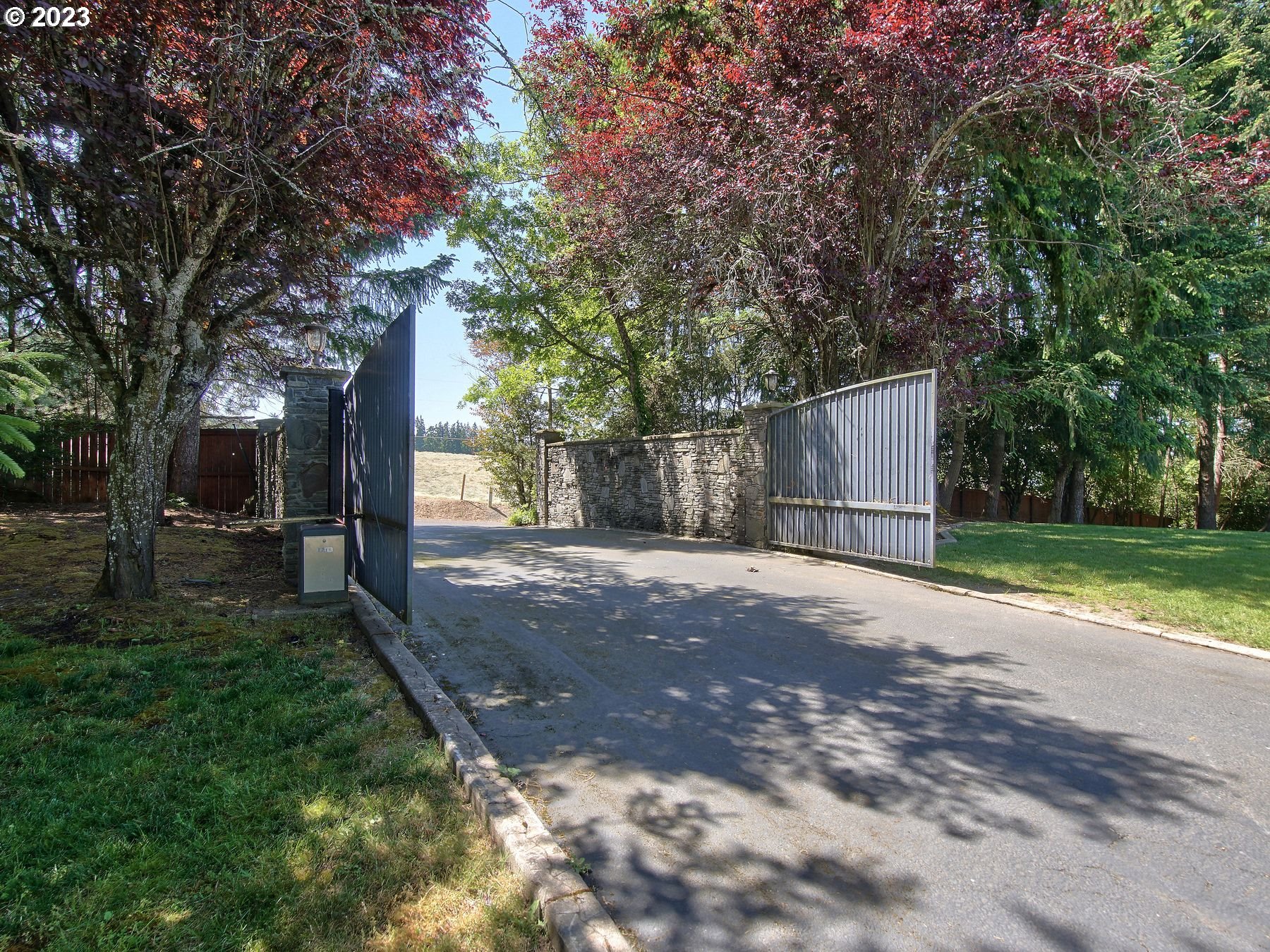 12773 South Union Hall Road Canby, OR 97013 - Photo 6 of 47 a view of backyard of house with green space