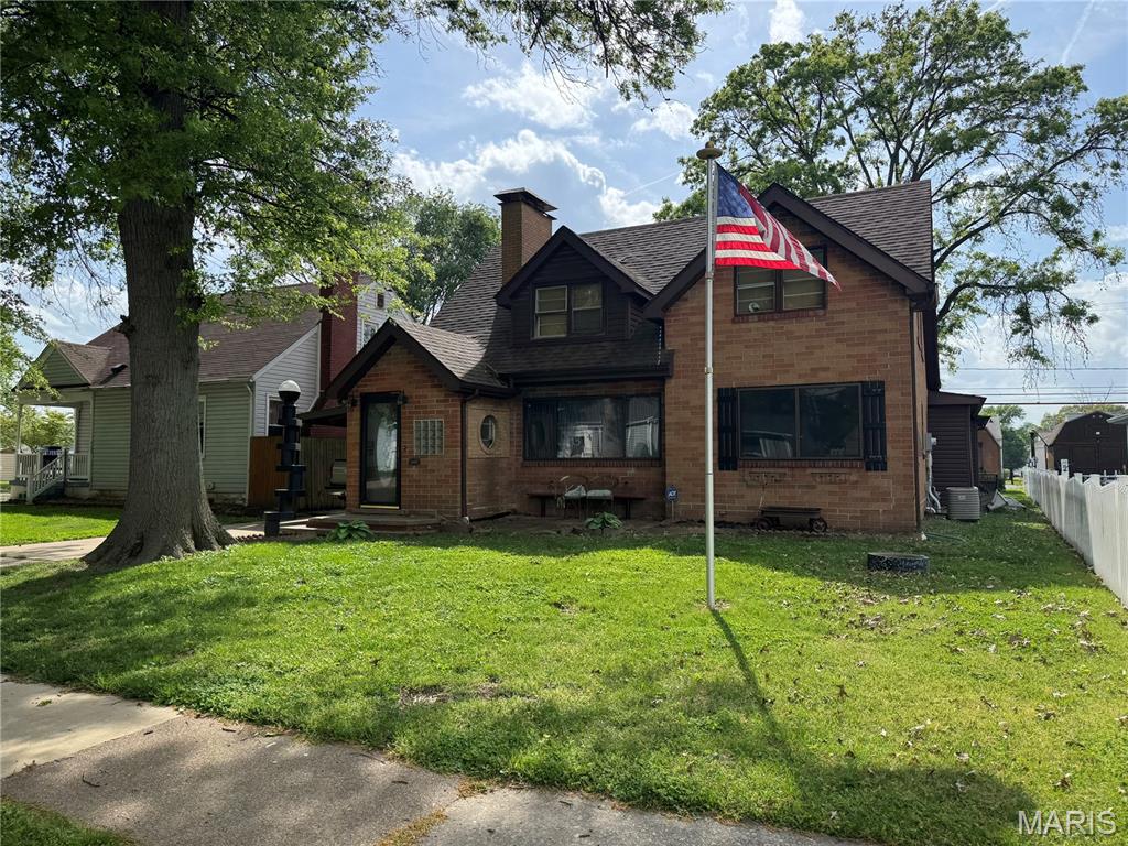 406 Doerr Street Roxana, IL 62084 - Photo 2 of 28