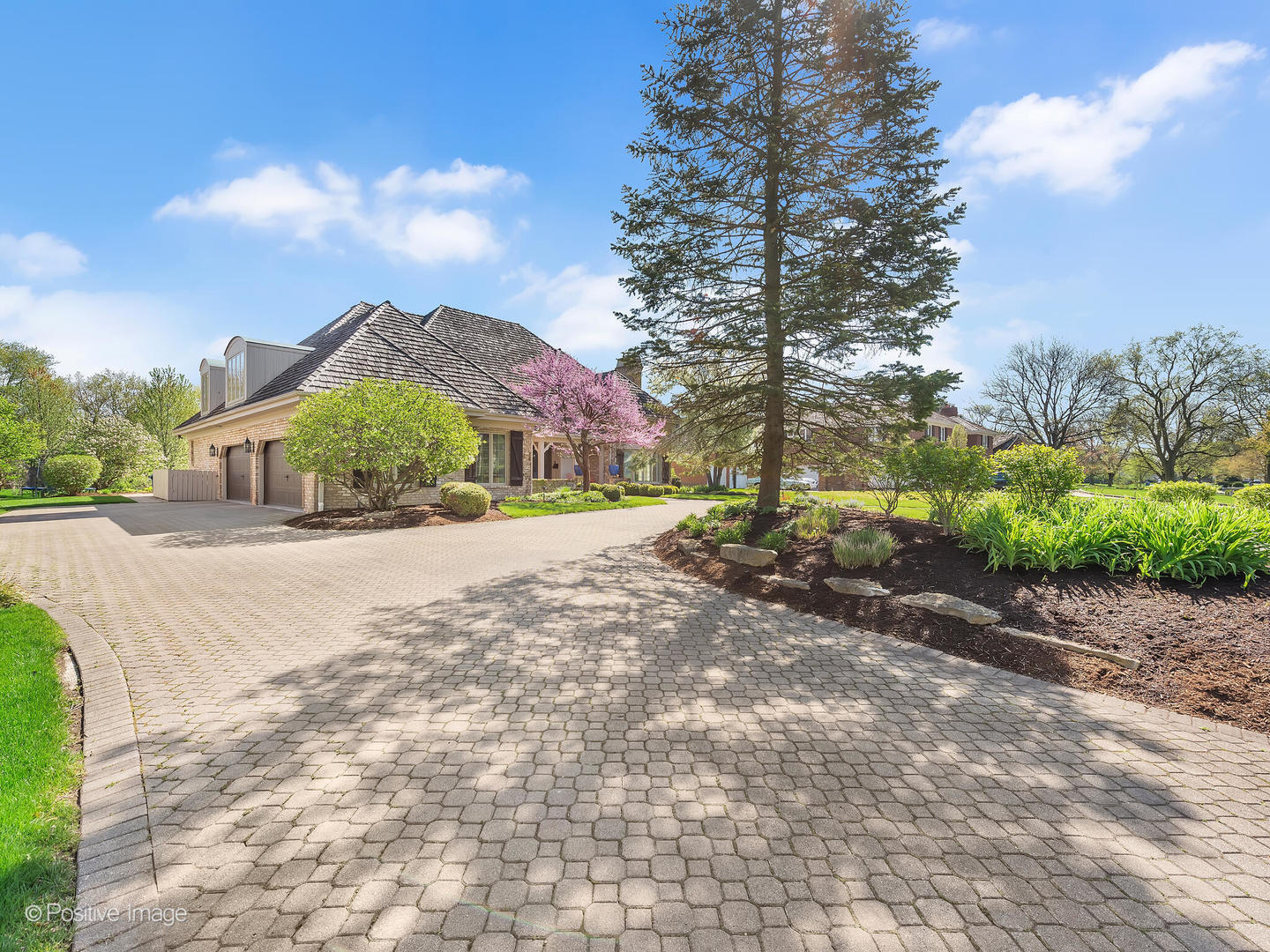 527 Princeton Road Hinsdale, IL 60521 - Photo 8 of 50