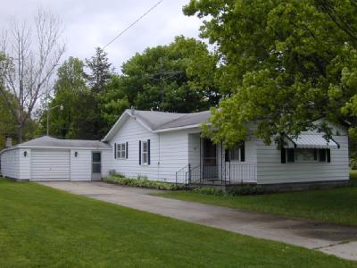 420 Lee Avenue Decatur, MI 49045 - Photo 1 of 1 Primary Photo