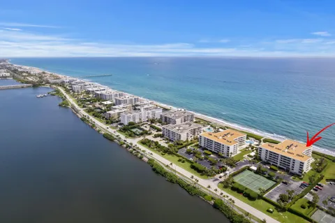 $1,895,000 | 3300 South Ocean Boulevard, Unit 504S, Palm Beach, FL 33480