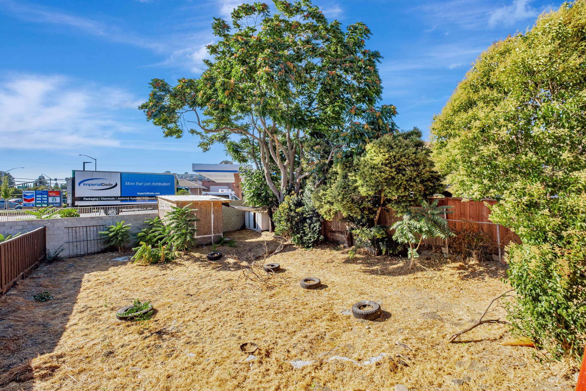 118 Sycamore Street Fremont, CA 94536 - Photo 27 of 30 a view of a backyard with sitting area