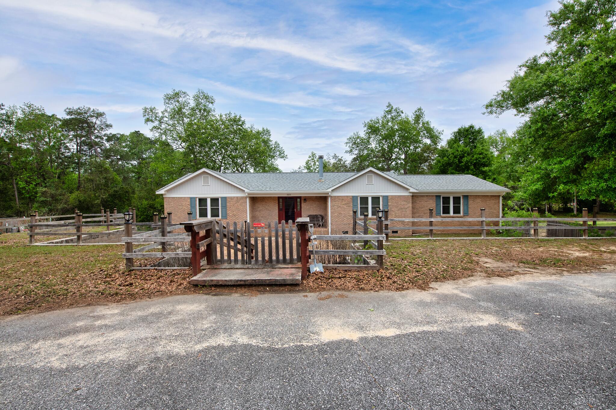 3571 Schifko Road Cantonment, FL 32533 - Photo 2 of 59 Front of House