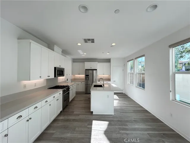 $5,600 | 945 Vivid Lane, Costa Mesa, CA 92626