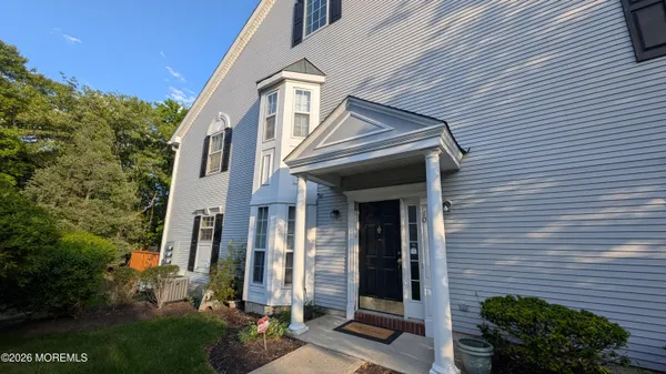 $649,000 | 10 Beacon Court, Holmdel, NJ 07733