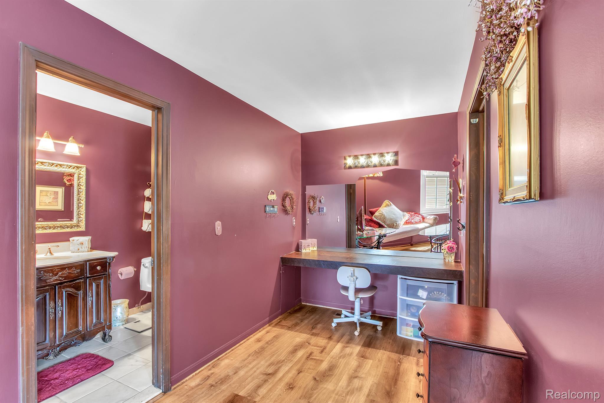 35851 Fredericksburg Road Farmington, MI 48331 - Photo 33 of 61 Gallery Image 33
