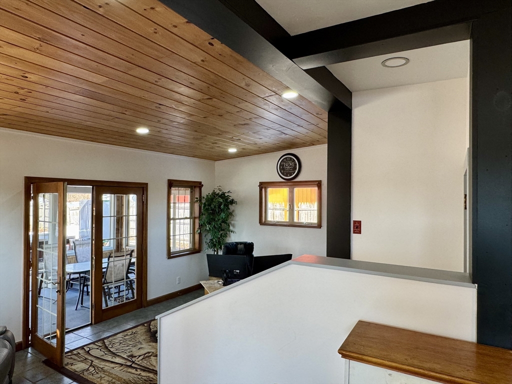 54 Adams Road Greenfield, MA 01301 - Photo 11 of 31 Gallery Image 11