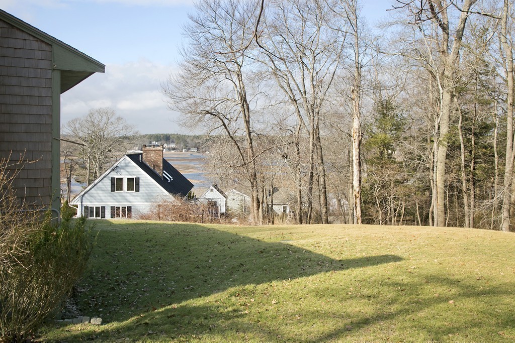 205 Riverside Circle Marshfield, MA 02050 - Photo 15 of 23 Gallery Image 15