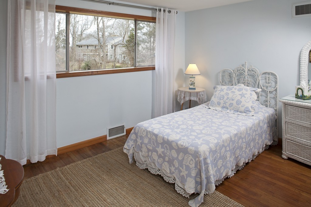 205 Riverside Circle Marshfield, MA 02050 - Photo 9 of 23 Gallery Image 9