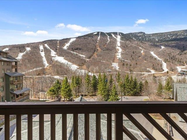 7412 Mountain Road, Unit 425 #522 Stowe, VT 05672 - Photo 17 of 54