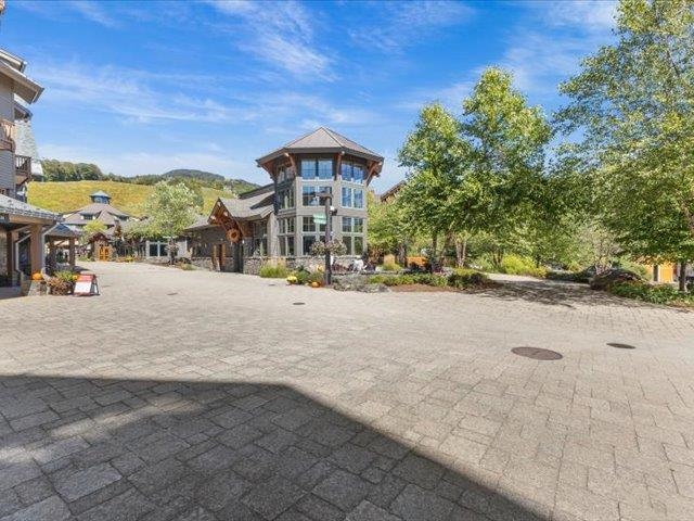 7412 Mountain Road, Unit 425 #522 Stowe, VT 05672 - Photo 45 of 54