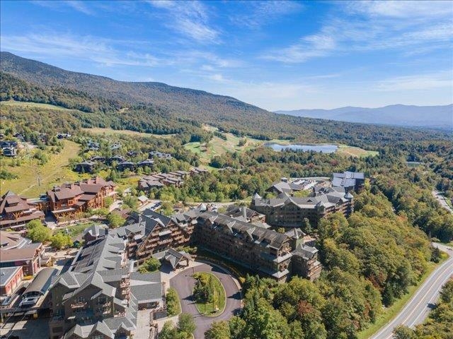 7412 Mountain Road, Unit 425 #522 Stowe, VT 05672 - Photo 52 of 54