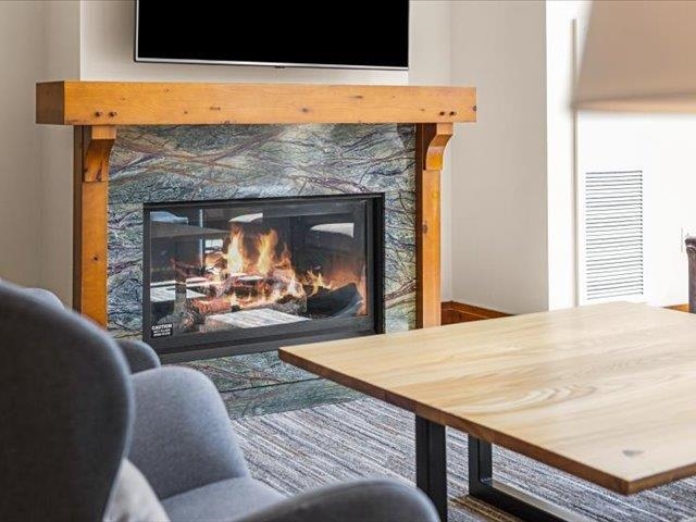 7412 Mountain Road, Unit 425 #522 Stowe, VT 05672 - Photo 6 of 54