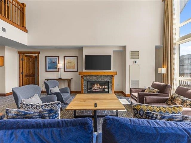 7412 Mountain Road, Unit 425 #522 Stowe, VT 05672 - Photo 7 of 54