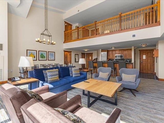 7412 Mountain Road, Unit 425 #522 Stowe, VT 05672 - Photo 10 of 54