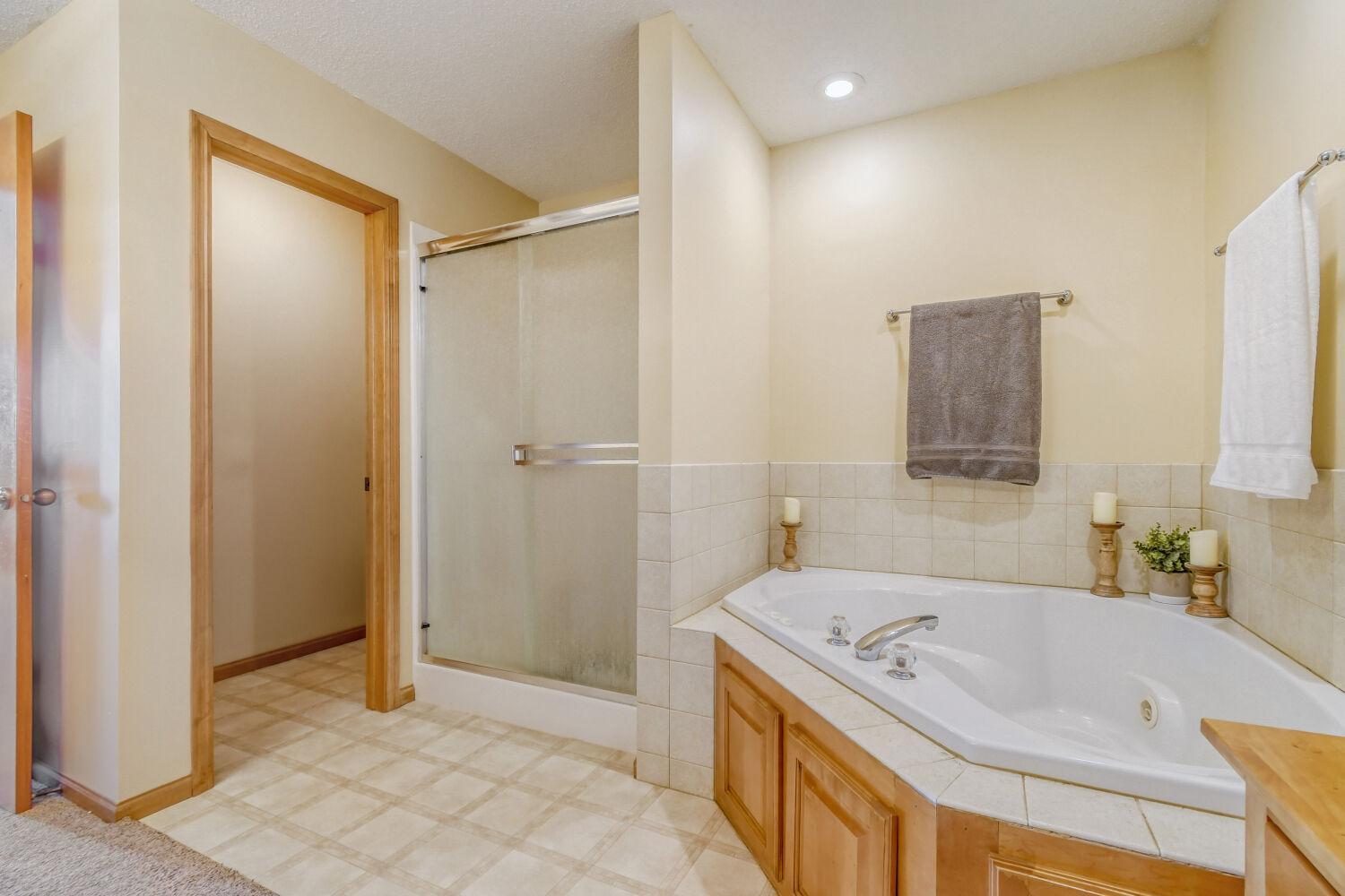 1633 Greystone Road Hastings, MN 55033 - Photo 24 of 36