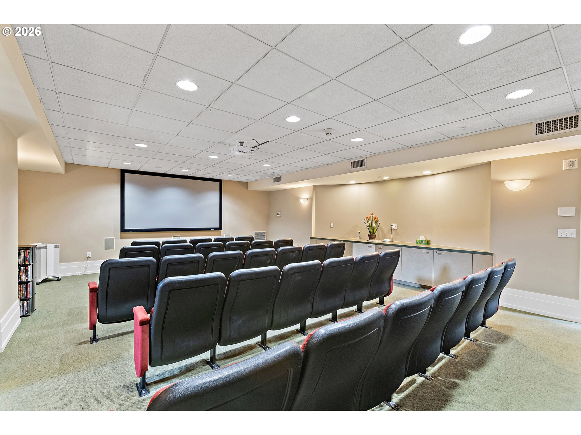 1132 Southwest 19th Avenue, Unit 505 Portland, OR 97205 - Photo 29 of 36 a living room with furniture