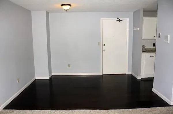 $199,500 | 136 Mammoth Road, Unit 26, Hooksett, NH 03106