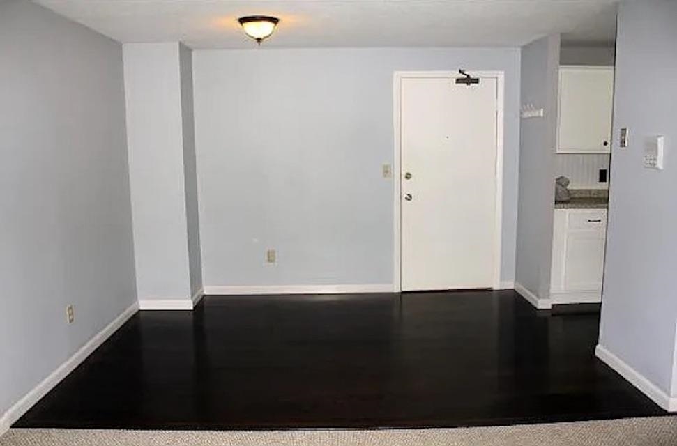 136 Mammoth Road, Unit 26 Hooksett, NH 03106 - Photo 3 of 8