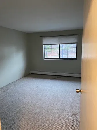 $199,500 | 136 Mammoth Road, Unit 26, Hooksett, NH 03106