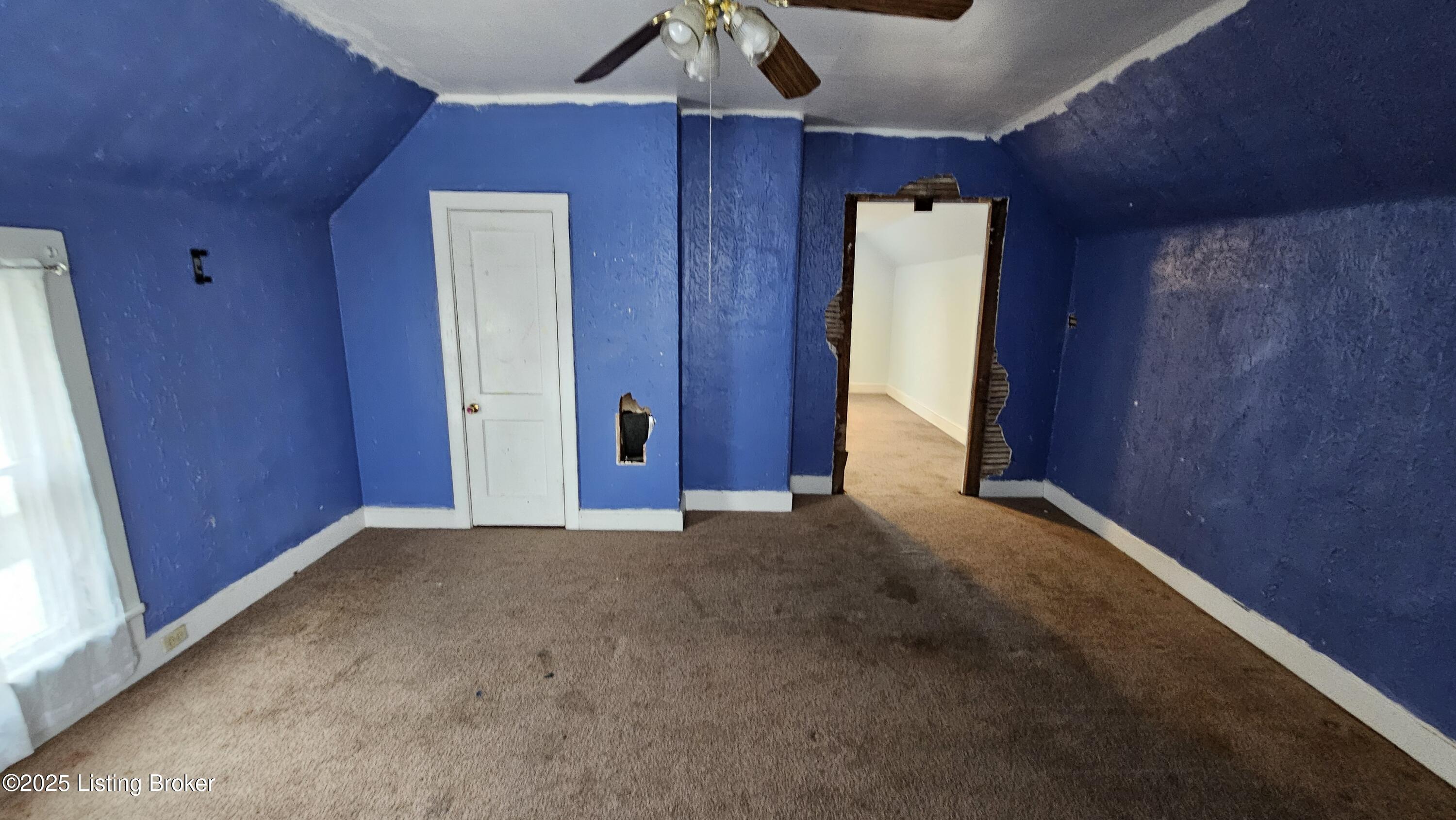 200 West High Street Springfield, KY 40069 - Photo 41 of 56 Upstairs Bedroom 2
