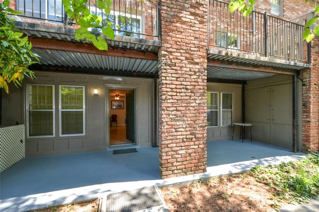 3113 Colonial Way, Unit M Atlanta, GA 30341 - Photo 2 of 42