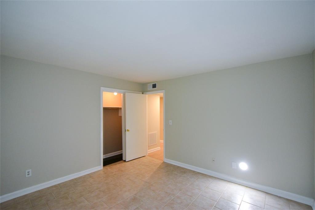 3113 Colonial Way, Unit M Atlanta, GA 30341 - Photo 21 of 42