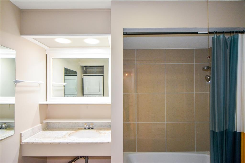 3113 Colonial Way, Unit M Atlanta, GA 30341 - Photo 24 of 42