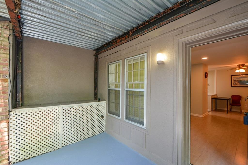 3113 Colonial Way, Unit M Atlanta, GA 30341 - Photo 5 of 42