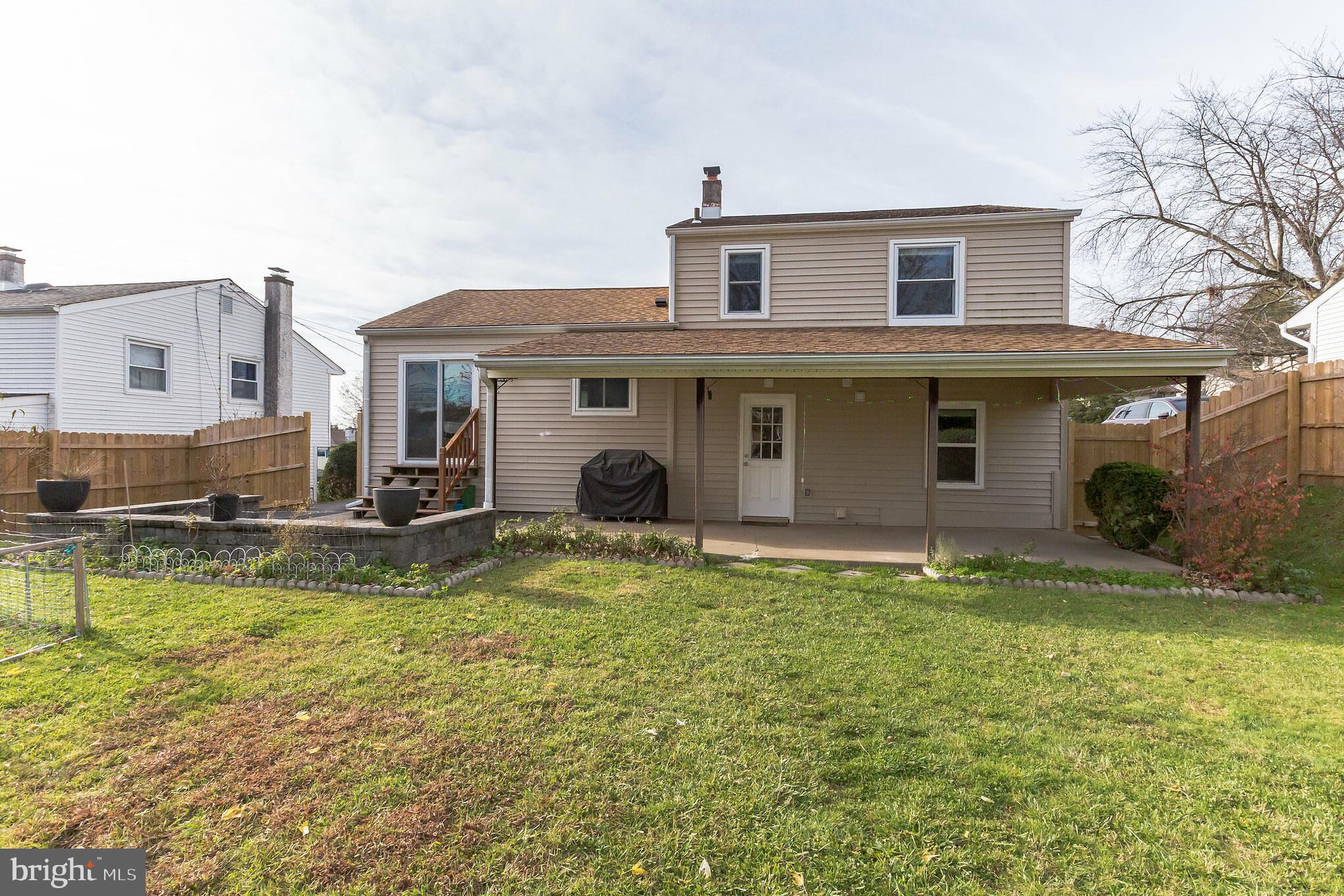 432 Robin Road Hatboro, PA 19040 - Photo 29 of 31 Backyard access from first level and main level