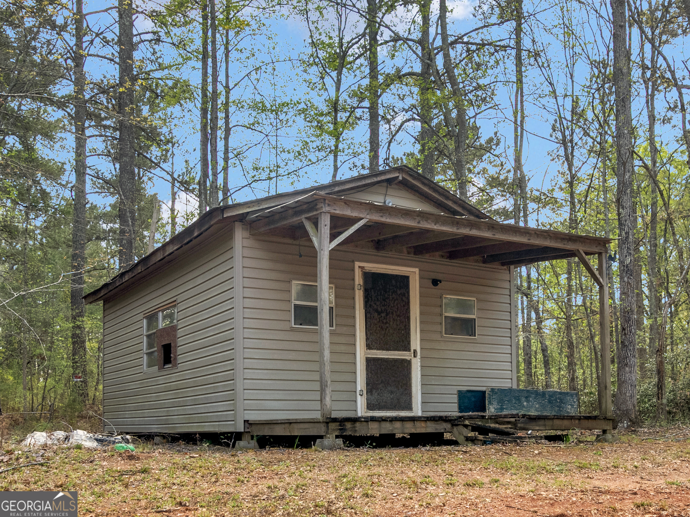 265 Steele Road Griffin, GA 30223 - Photo 50 of 64 a front view of a house with a yard