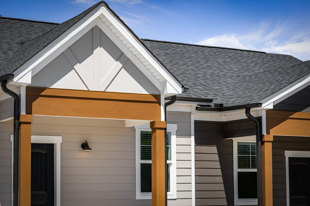 32 Grove Loop Blue Ridge, GA 30513 - Photo 12 of 47 a picture of a building