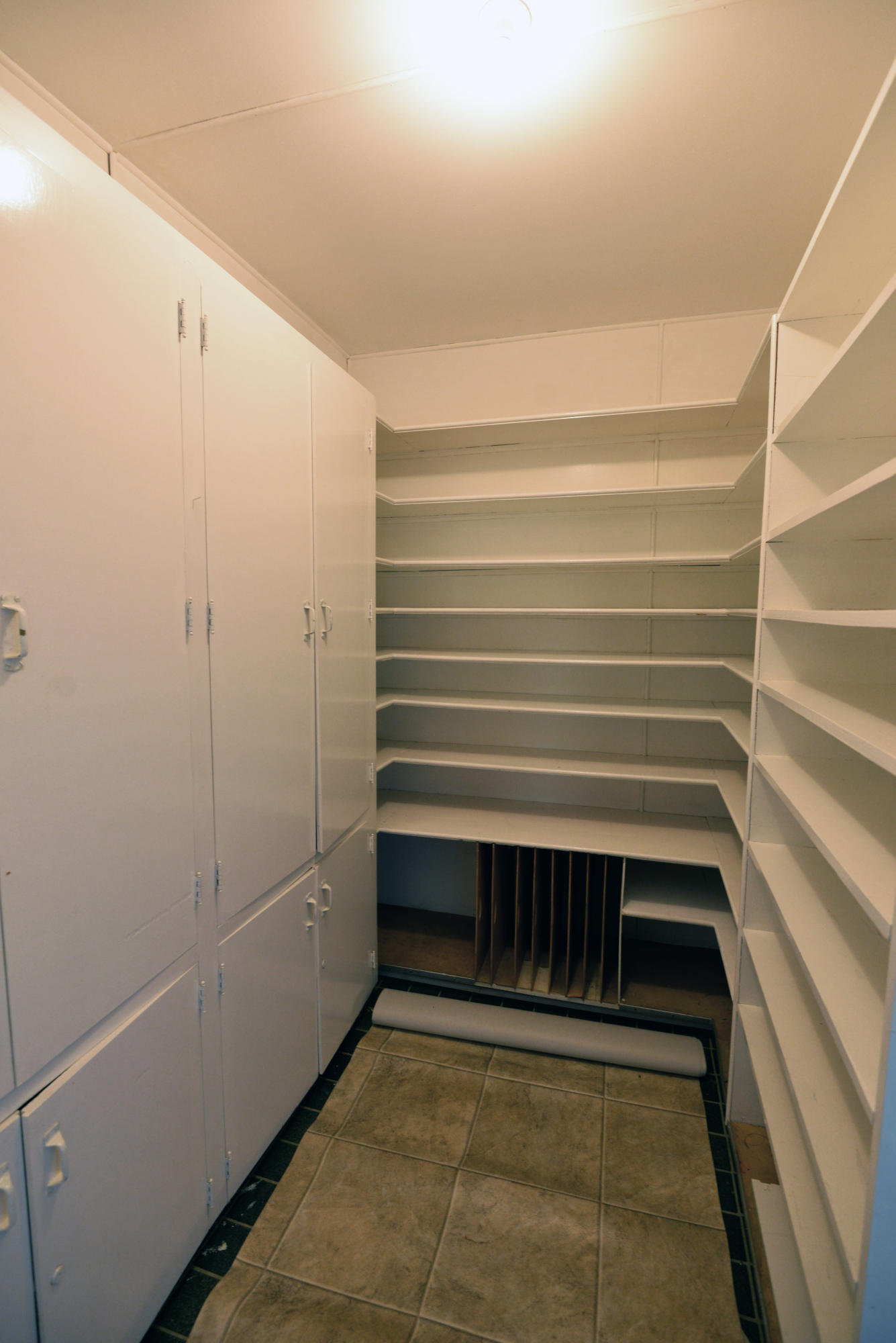 104 Riverpoint Road Signal Mountain, TN 37377 - Photo 13 of 46 Pantry