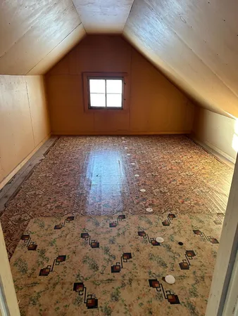 $89,000 | 106 North Park Street, Hendricks, MN 56136