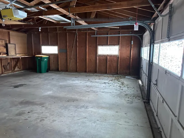 $89,000 | 106 North Park Street, Hendricks, MN 56136