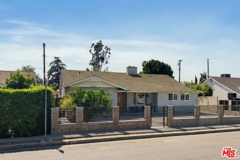 $899,000 | 14552 Runnymede Street, Van Nuys, CA 91405