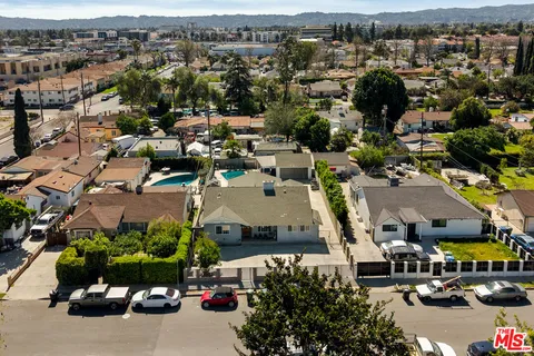 $899,000 | 14552 Runnymede Street, Van Nuys, CA 91405