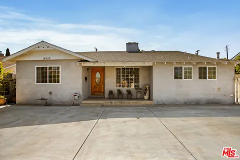 $899,000 | 14552 Runnymede Street, Van Nuys, CA 91405