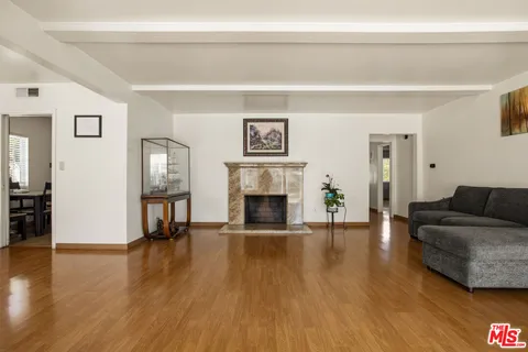 $899,000 | 14552 Runnymede Street, Van Nuys, CA 91405