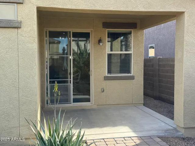 $1,895 | 19078 North Lariat Road, Maricopa, AZ 85138