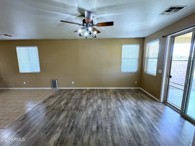 $1,895 | 19078 North Lariat Road, Maricopa, AZ 85138