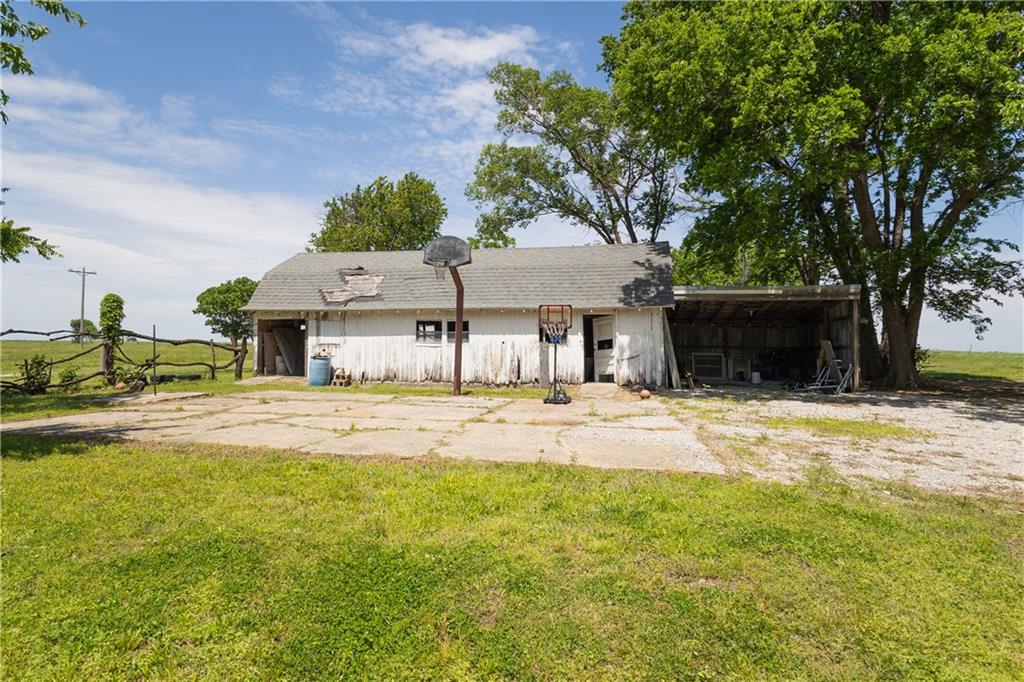 2039 26000 Road Parsons, KS 67357 - Photo 44 of 47 Gallery Image 44