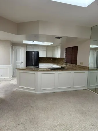 $1,065,000 | 2306 Palos Verdes Drive West, Unit 302, Palos Verdes Estates, CA 90274