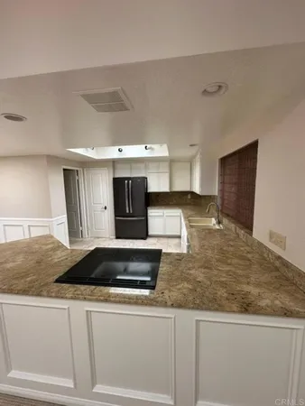 $1,065,000 | 2306 Palos Verdes Drive West, Unit 302, Palos Verdes Estates, CA 90274