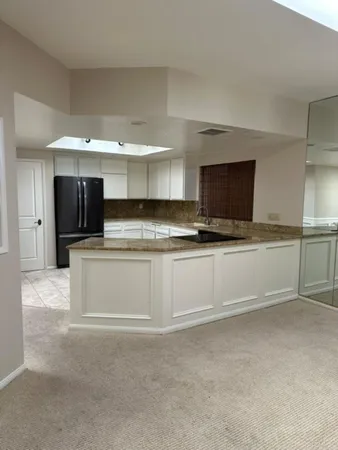 $1,065,000 | 2306 Palos Verdes Drive West, Unit 302, Palos Verdes Estates, CA 90274