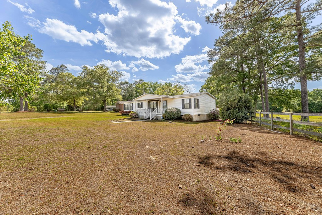 652 Tee Vee Road Elloree, SC 29047 - Photo 10 of 34 Photo 10