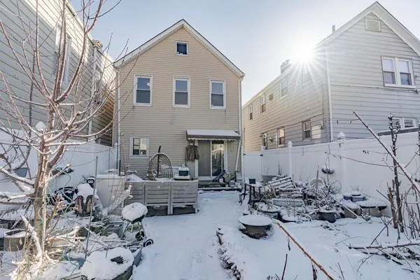 $2,950 | 179 Hobart Avenue, Bayonne, NJ 07002