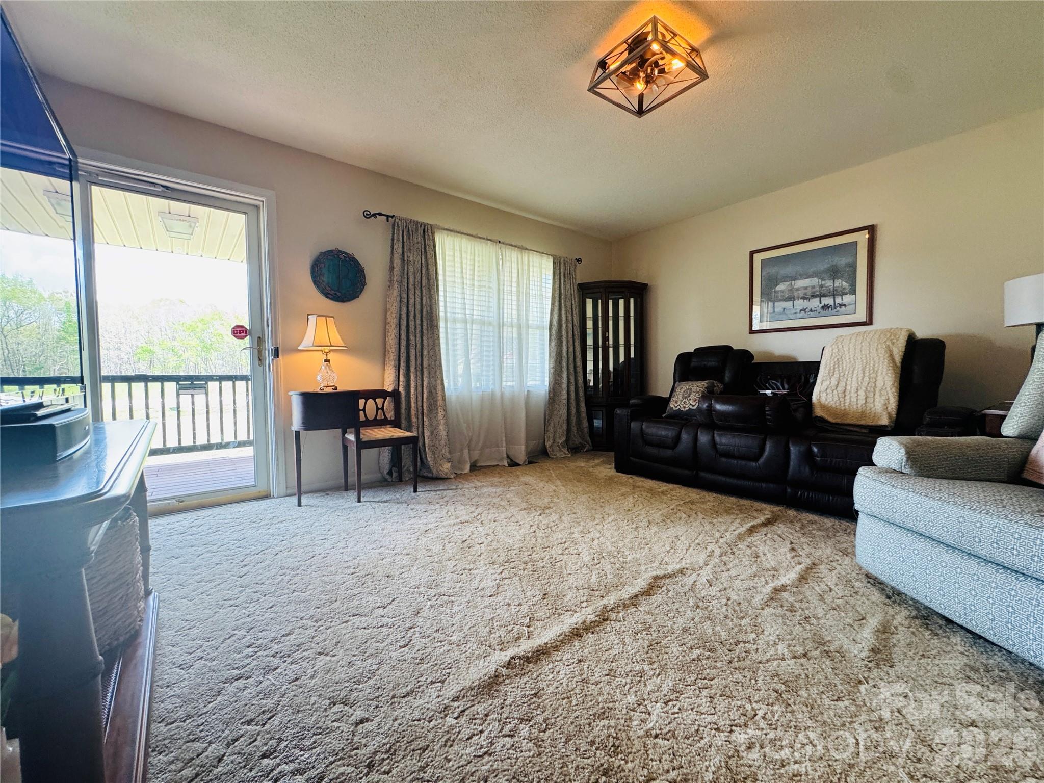 711 Simerson Road Lexington, NC 27295 - Photo 7 of 21